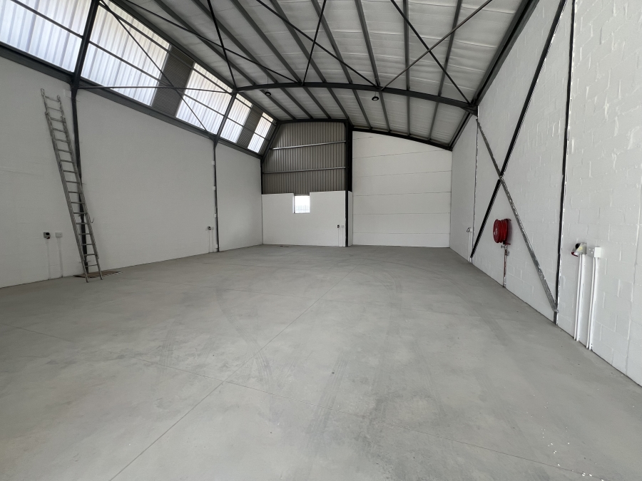 To Let commercial Property for Rent in Rivergate Western Cape